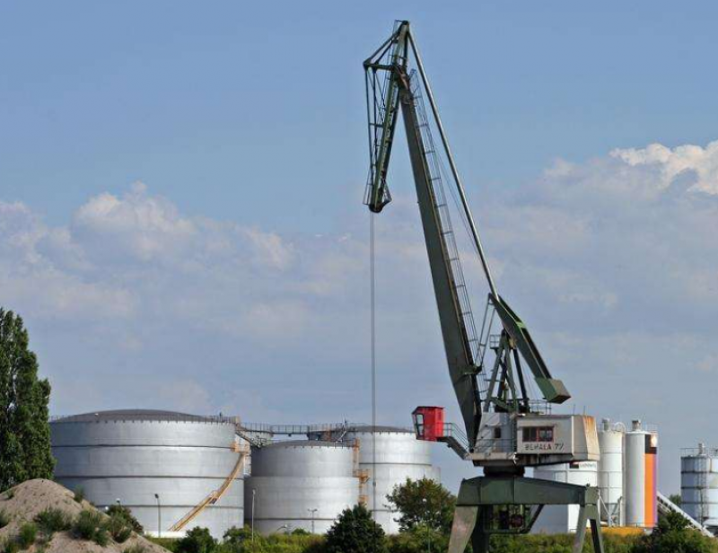 伊拉克汽柴油供應緊張