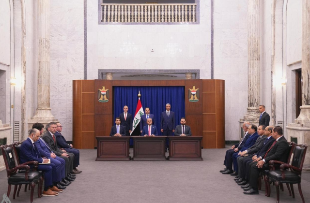 伊拉克與埃克森美孚簽署石油合作協(xié)議推動(dòng)馬吉努恩油田開(kāi)發(fā)