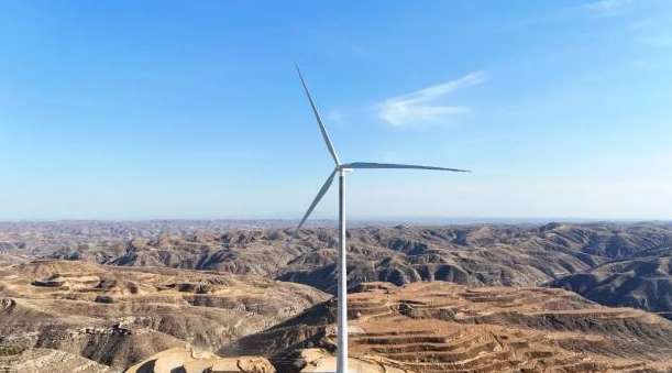 國能陜西新能源公司陜西佳縣5萬千瓦風(fēng)電項(xiàng)目首臺(tái)風(fēng)機(jī)并網(wǎng)發(fā)電