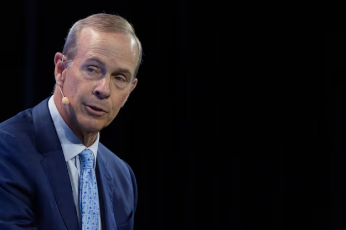 雪佛龍CEO沃斯與董事會(huì)討論繼任問(wèn)題